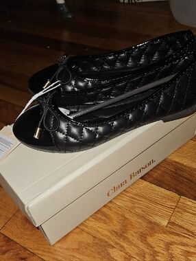 Quilted Black Ballet Flats with Bow Accent